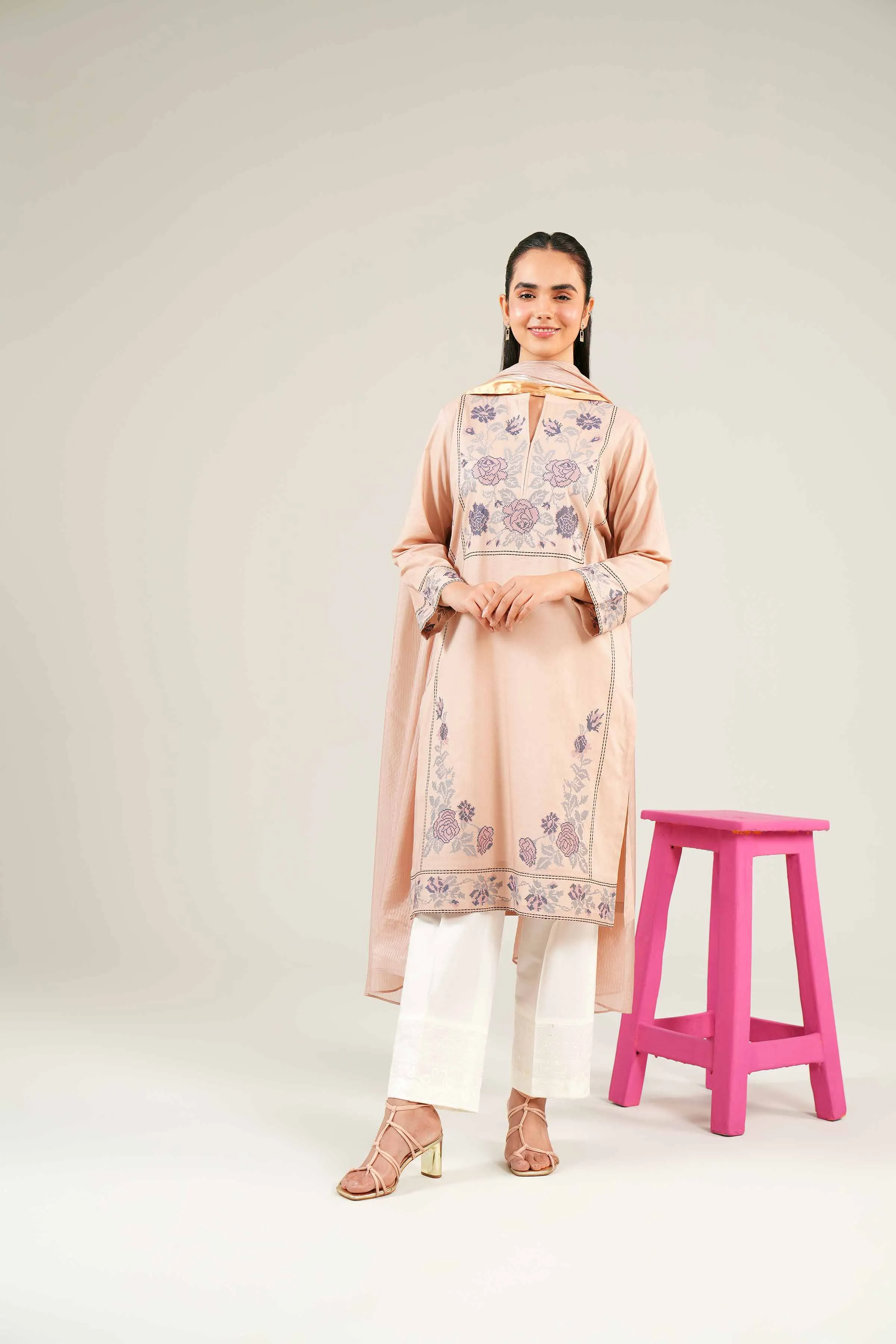 2 Piece - Embroidered Suit - PE24-96