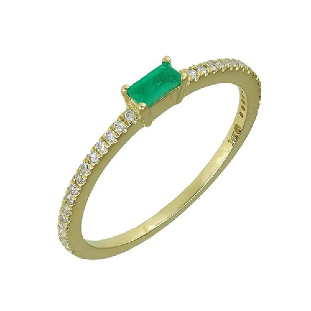 Diamond Emerald Minimalist Ring in US Size 6