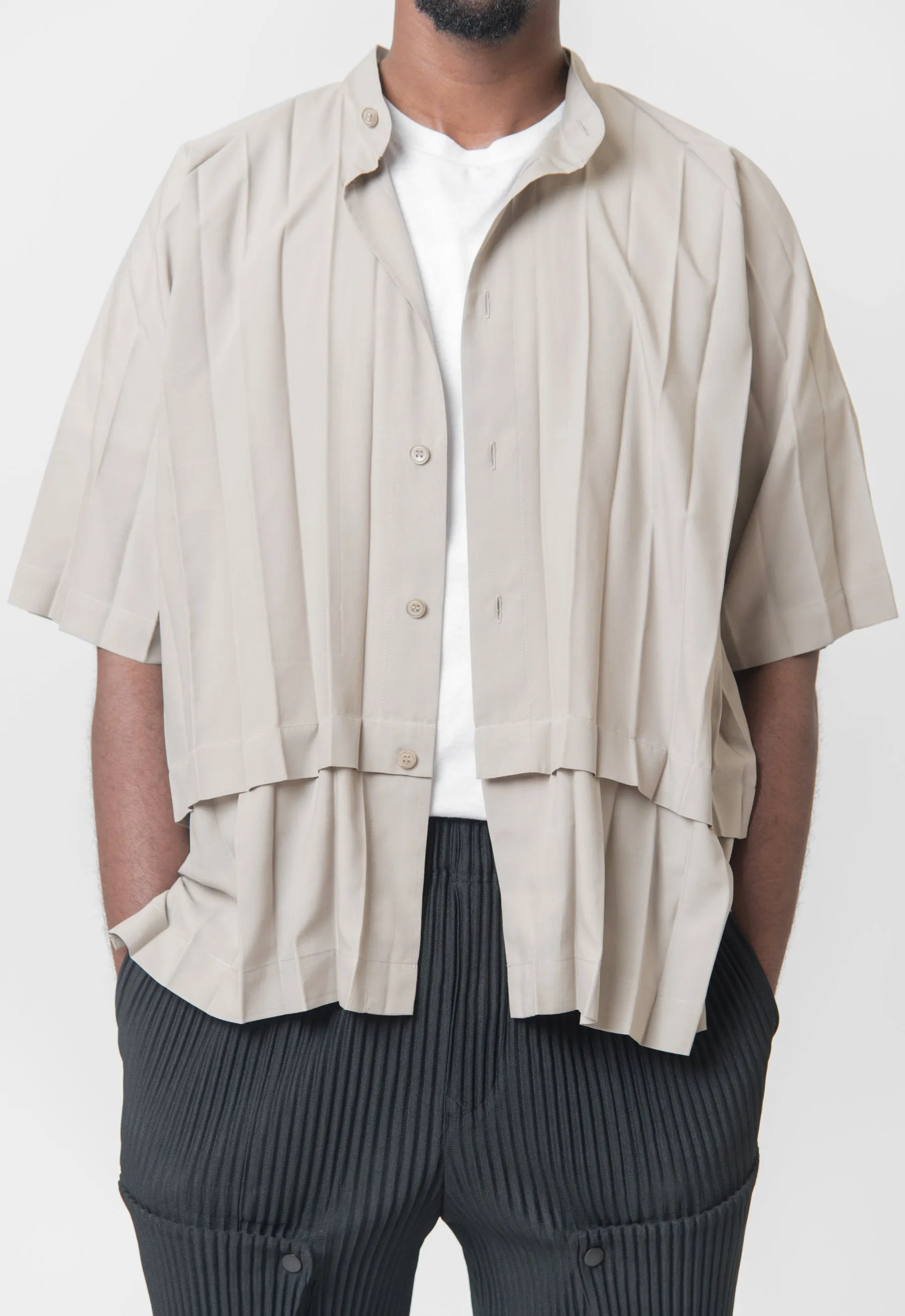 Edge Pleated Shirt Greige FJ341-42