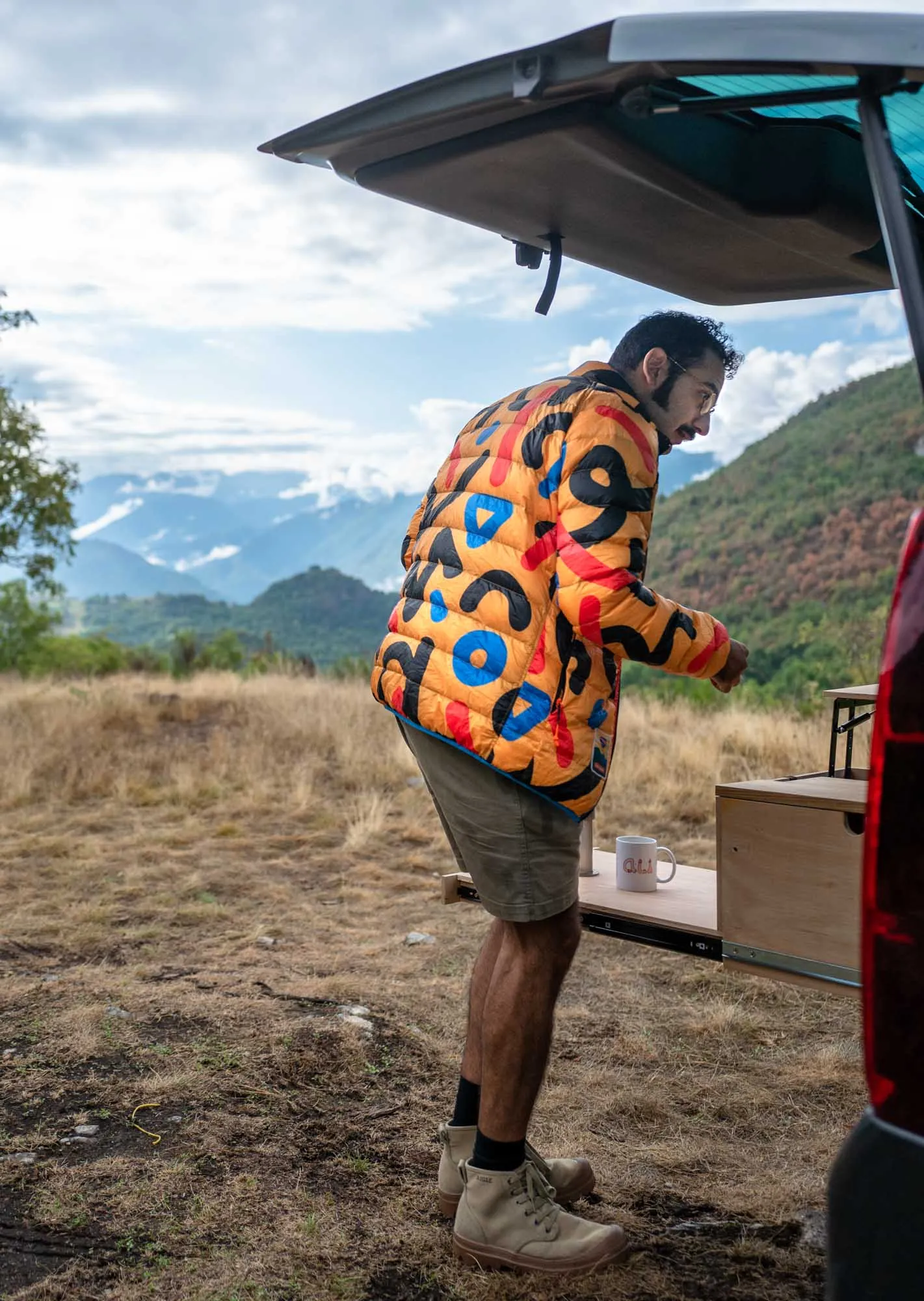 Men's Reversible Recycled Puffer Jacket, Yellow & Blue