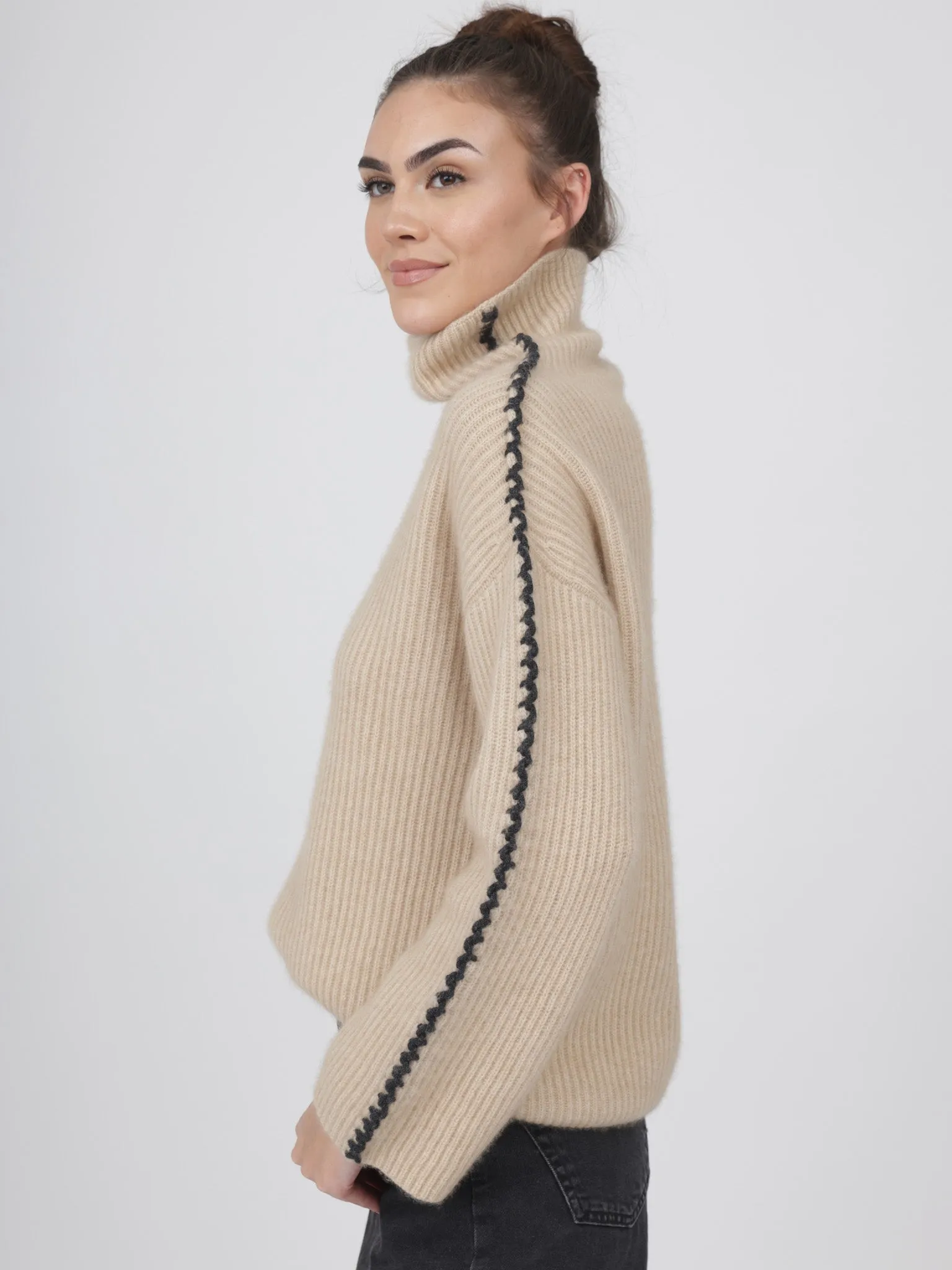 ORTENZIA TURTLENECK