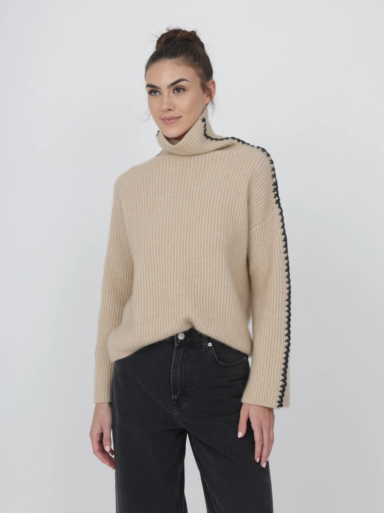 ORTENZIA TURTLENECK