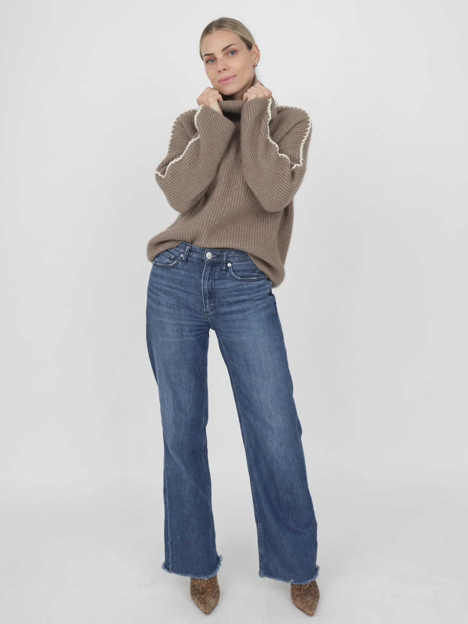 ORTENZIA TURTLENECK