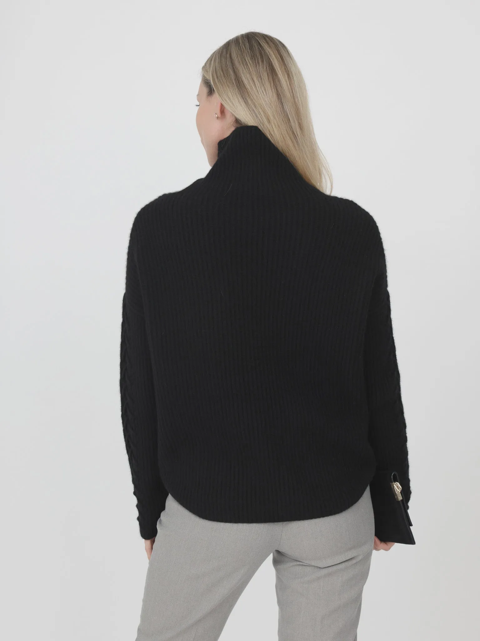 RAVENNA TURTLENECK