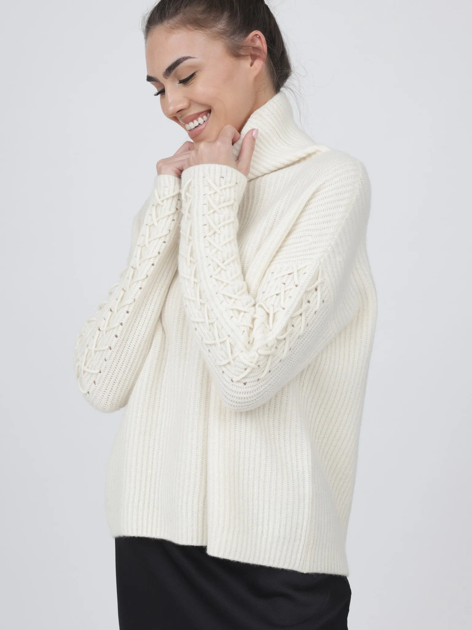 RAVENNA TURTLENECK