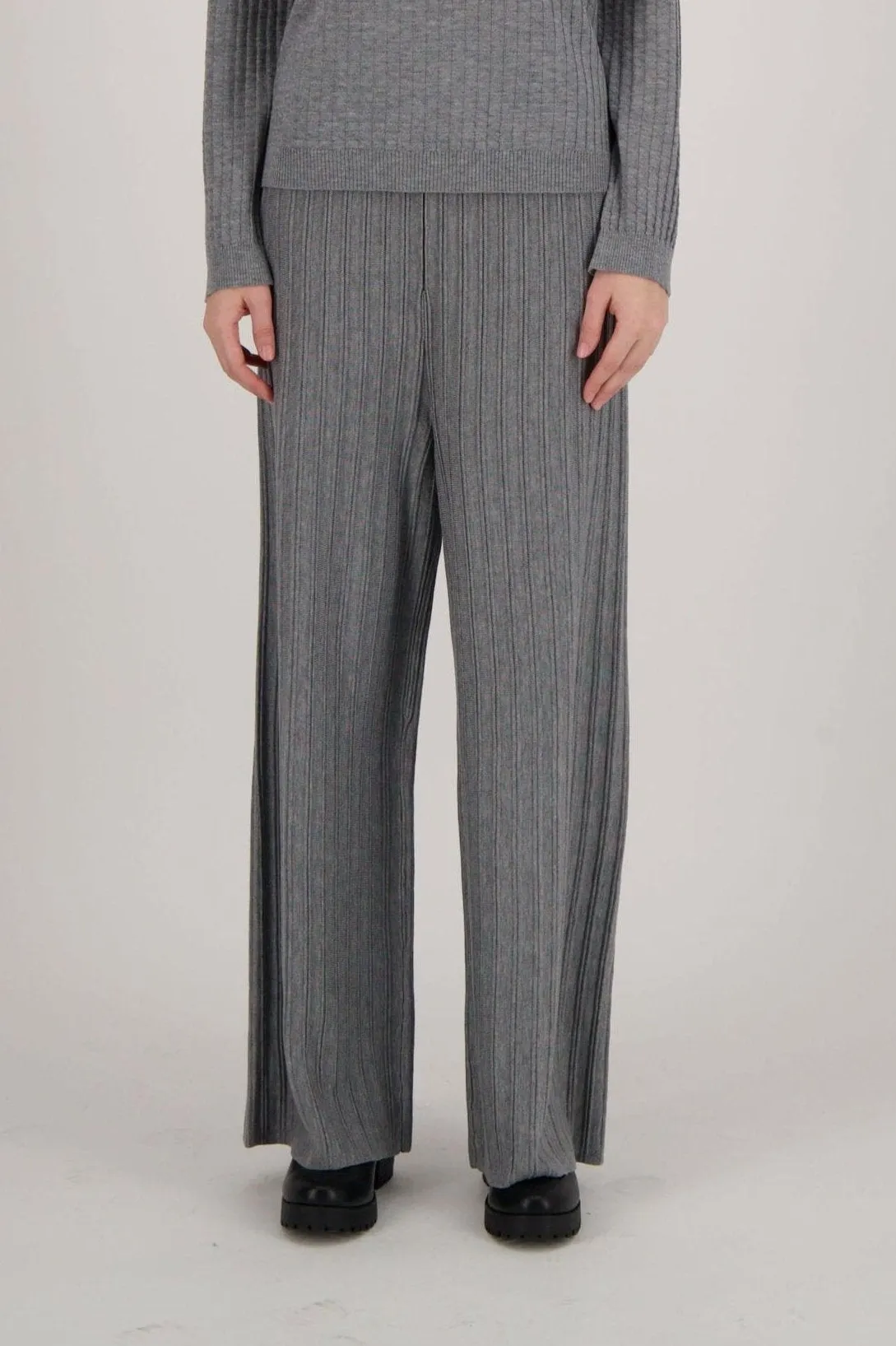 Wide Leg Rib Knit Pant