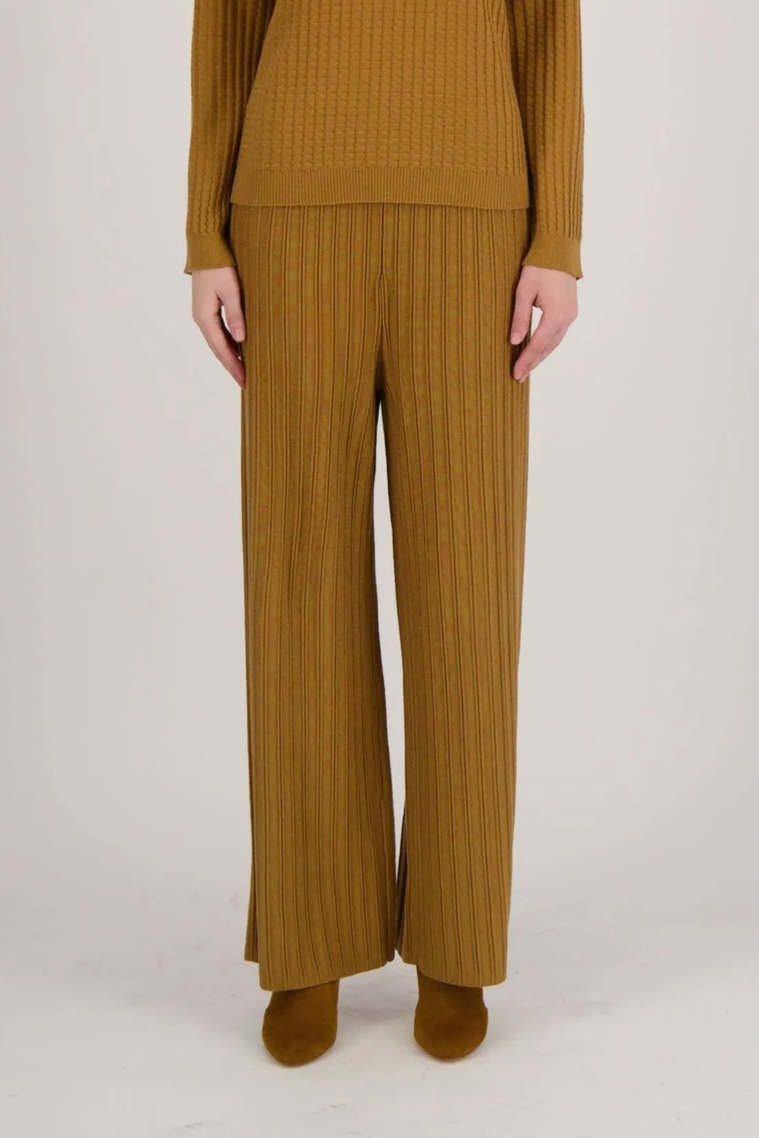 Wide Leg Rib Knit Pant